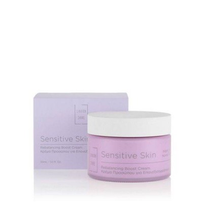 Lavish Care Sensitive Skin Ενυδατική Κρέμα Προσώπου Νυκτός για Ευαίσθητες Επιδερμίδες 50ml